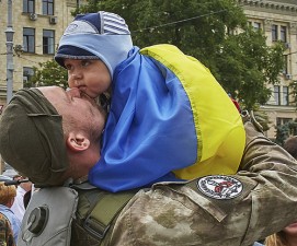 ВНЕСЕННЯ ЗМІН ДО ПРОГРАМИ ЗАБЕЗПЕЧЕННЯ ЖИТЛОМ УЧАСНИКІВ АТО У ТЕРИТОРІАЛЬНИХ ГРОМАДАХ ЧЕРКАСЬКОЇ ОБЛАСТІ